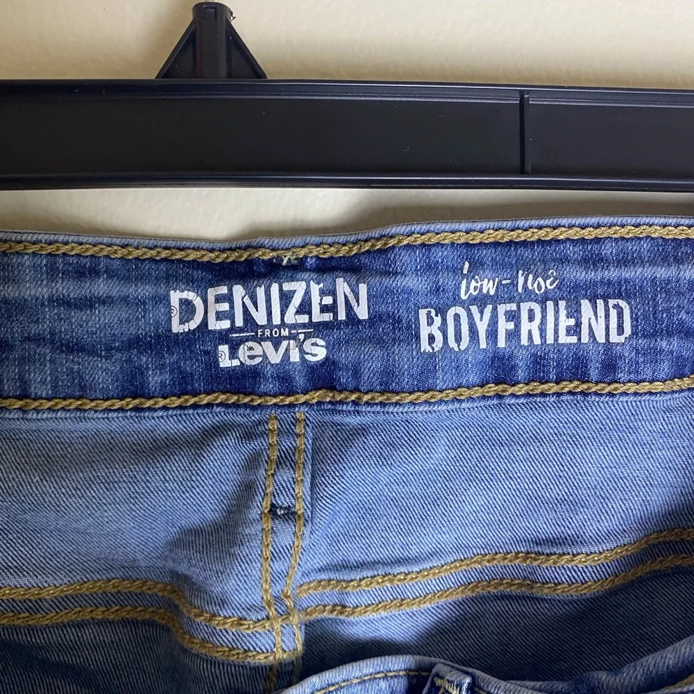 Denizen women Levi Skinny distressed stone wash jeans sz 11/w30. - Picture 5 of 8